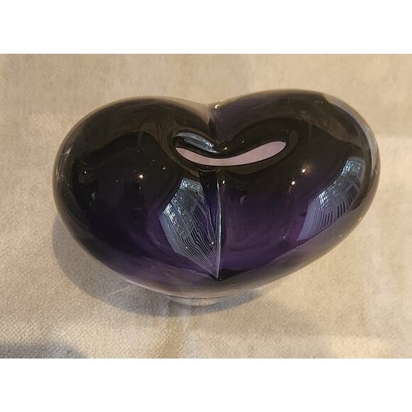 Rosenthal Purple Amethyst Art Glass Heart Bud Vase Paperweight 4” x 4” - Picture 6 of 10